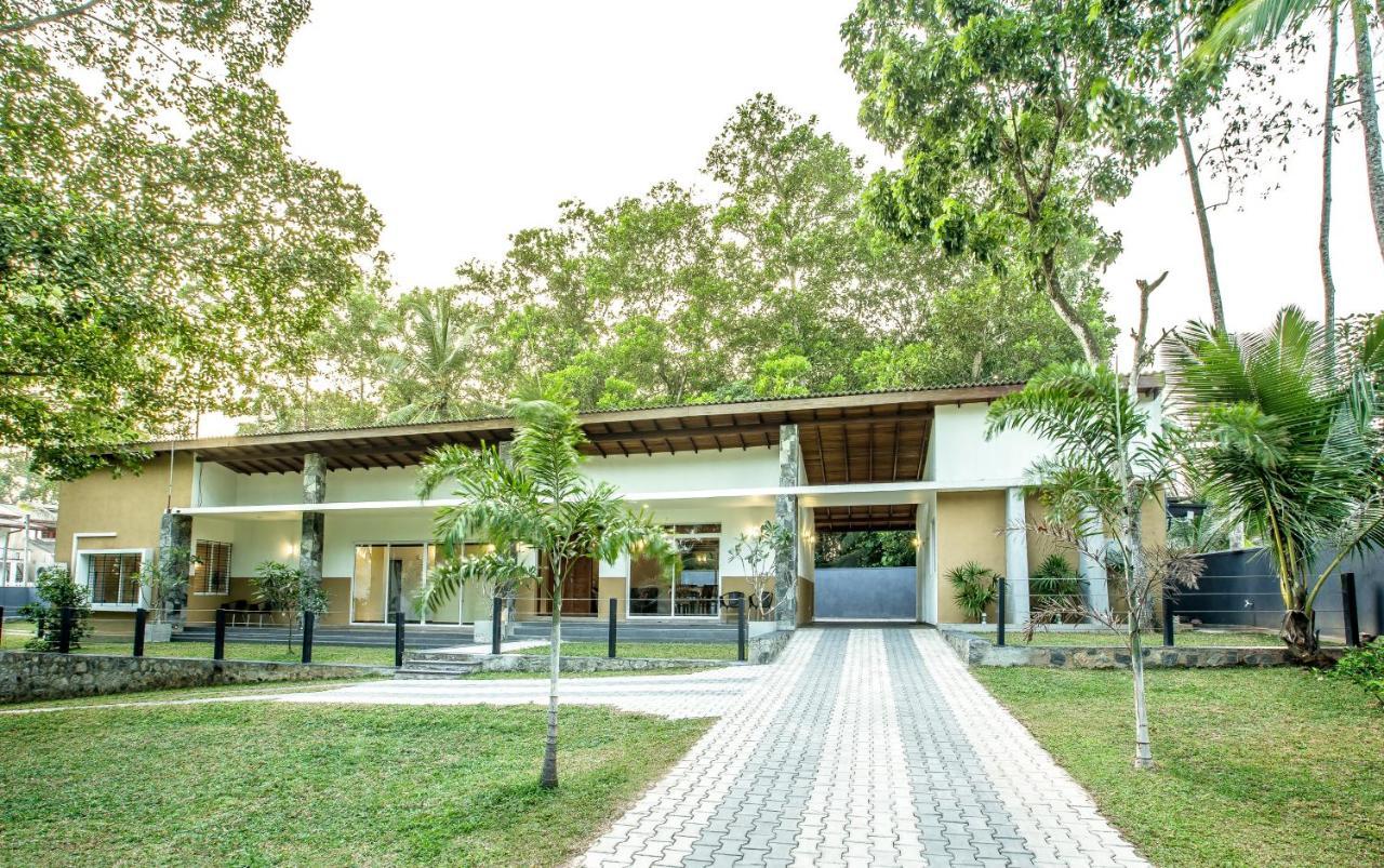 Temple Pond Villa Colombo Piliyandala Dış mekan fotoğraf